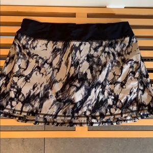 LULULEMON 🍋 pace setter skirt 8 talll